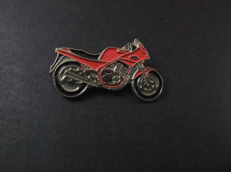 Yamaha XJ600S Diversion. 600 cc  rood motor naar rechts